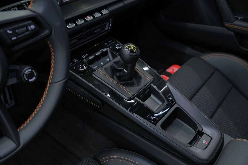 2023 Porsche 992 GT3 - Image 11 of 31