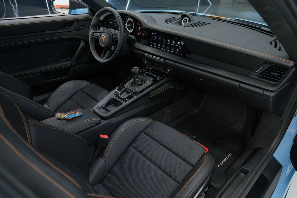 2023 Porsche 992 GT3 - Image 16 of 31