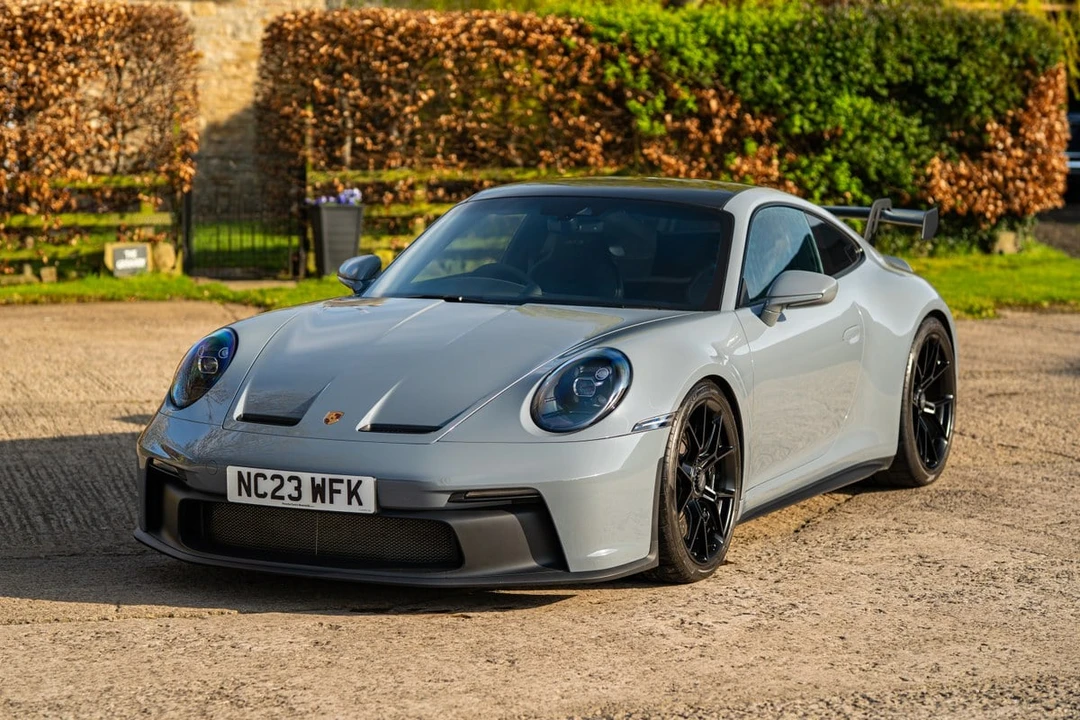 2023 Porsche 992 GT3 - Image 9 of 31
