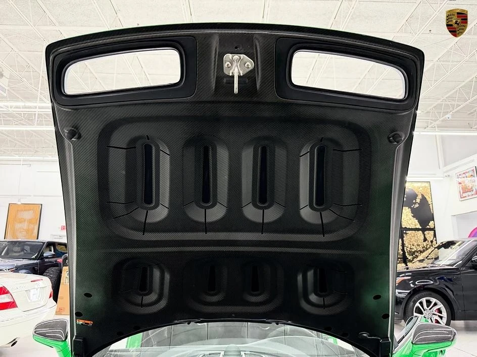 2023 Porsche 992 GT3 - Image 11 of 31