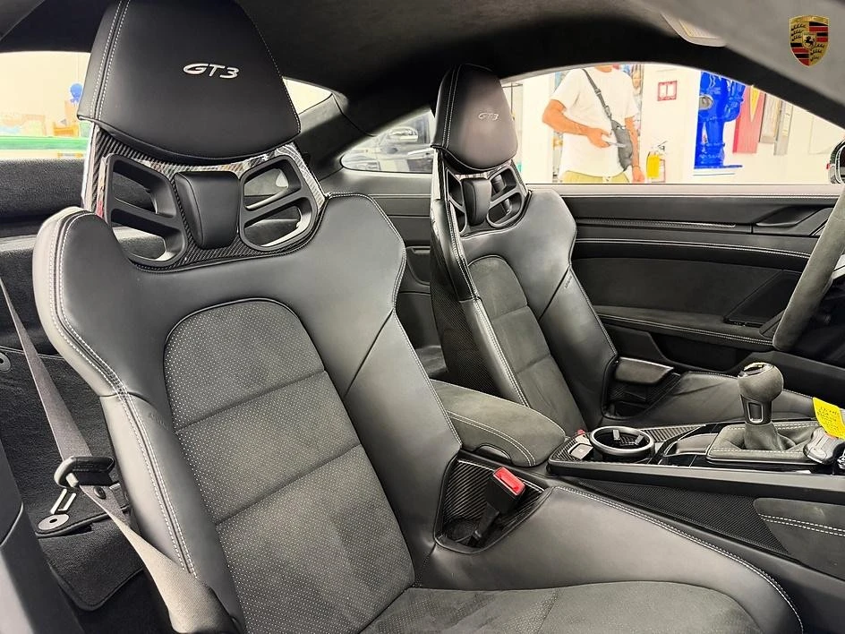 2023 Porsche 992 GT3 - Image 17 of 31