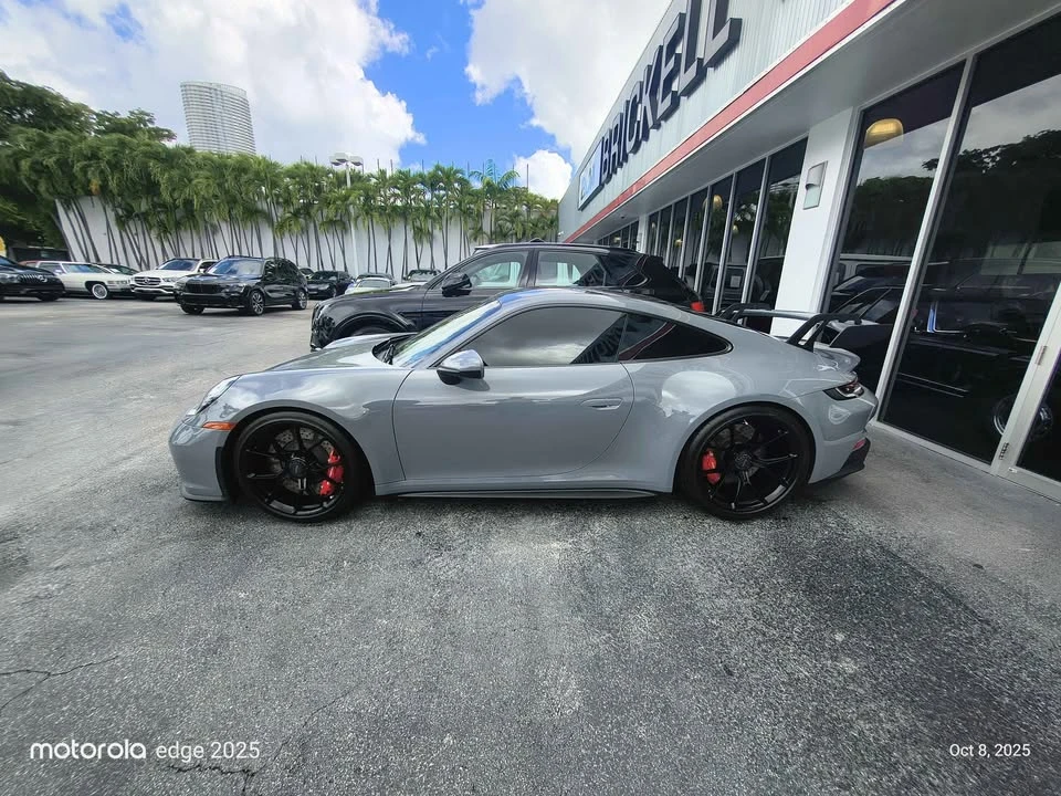 2023 Porsche 992 GT3 - Image 2 of 7