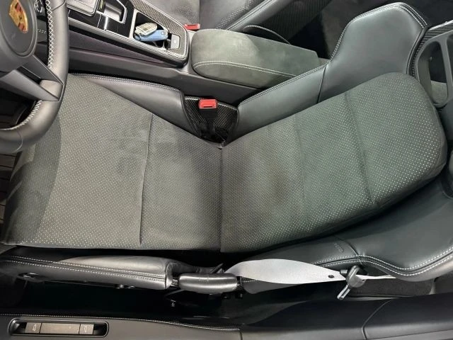 2023 Porsche 992 GT3 - Image 13 of 21