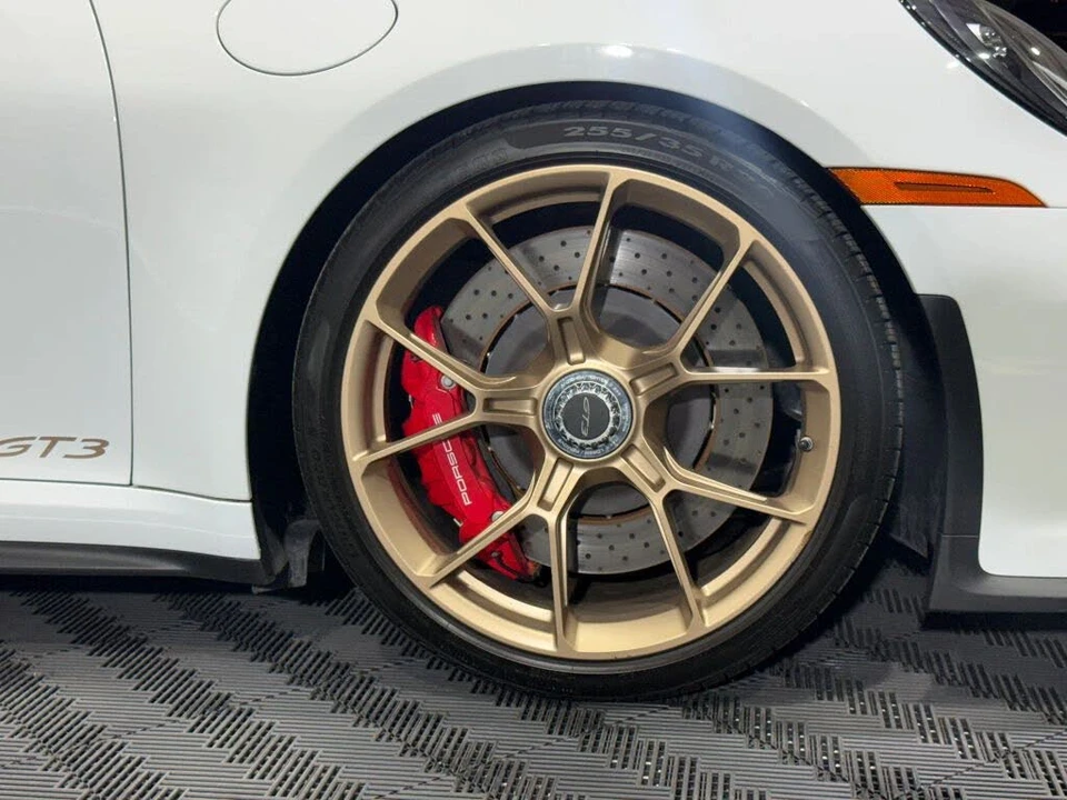 2023 Porsche 992 GT3 - Image 19 of 22