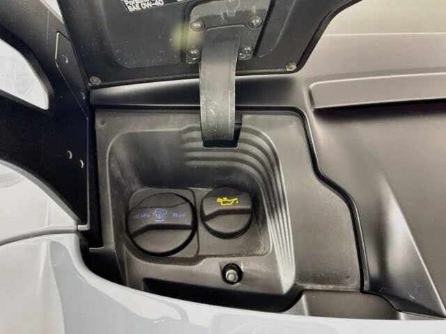 2023 Porsche 992 GT3 - Image 25 of 31