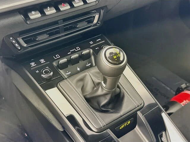 2023 Porsche 992 GT3 - Image 17 of 31