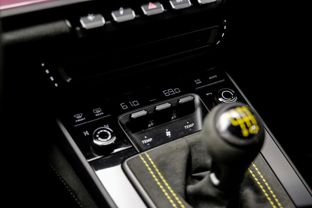 2023 Porsche 992 GT3 - Image 26 of 31