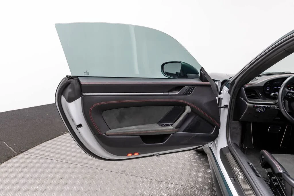 2023 Porsche 992 GT3 - Image 23 of 31