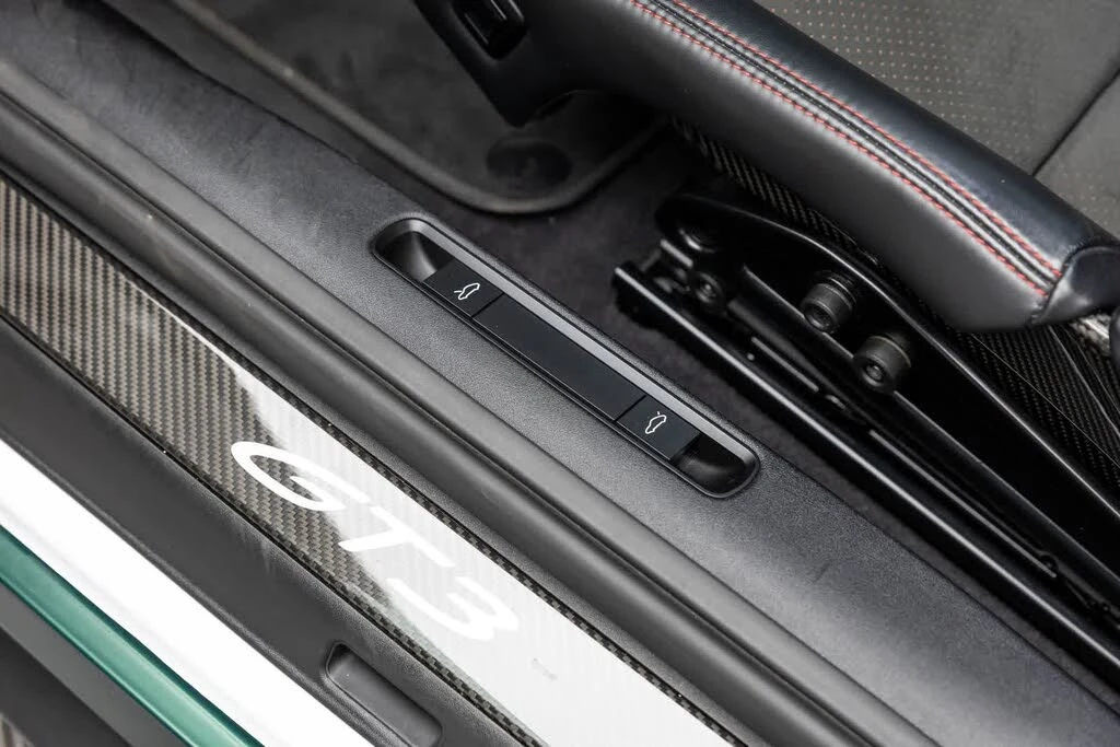2023 Porsche 992 GT3 - Image 27 of 31