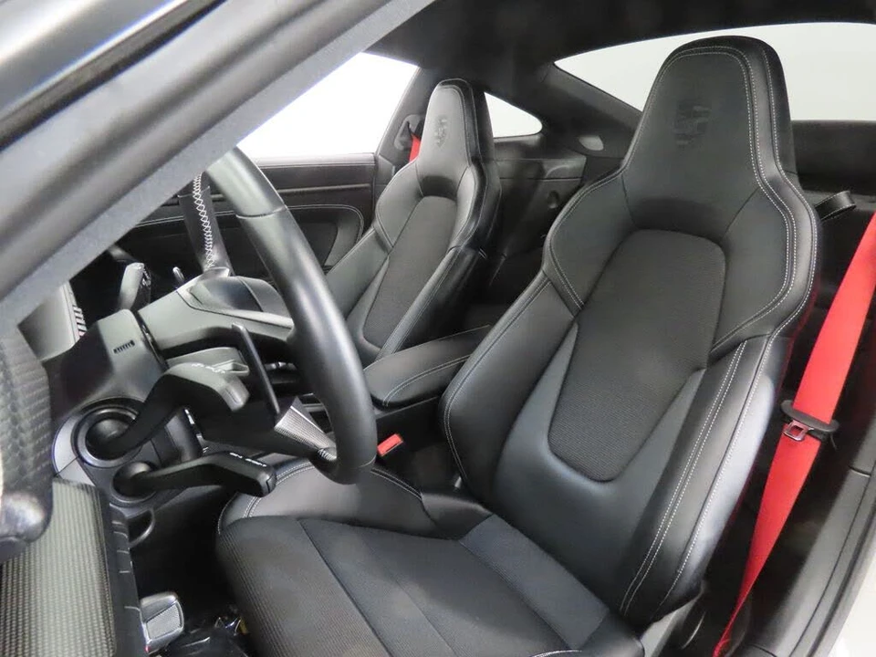 2023 Porsche 992 GT3 - Image 5 of 31