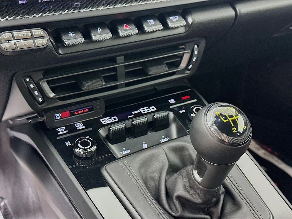 2023 Porsche 992 GT3 - Image 13 of 19