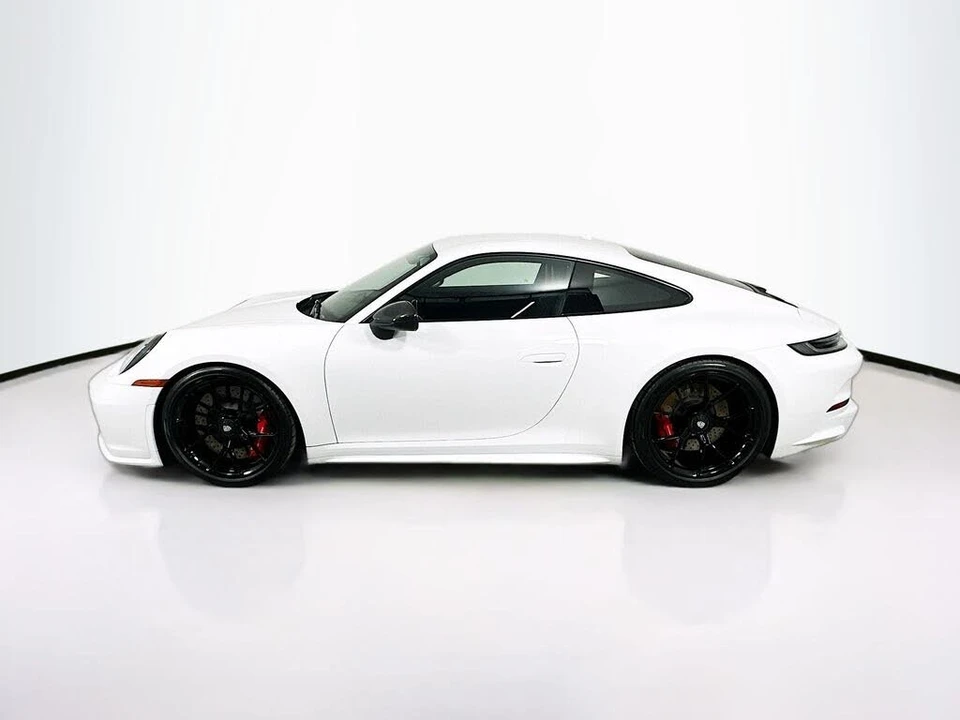 2023 Porsche 992 GT3 - Image 9 of 19