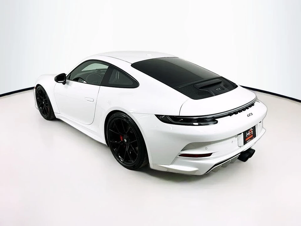 2023 Porsche 992 GT3 - Image 8 of 19