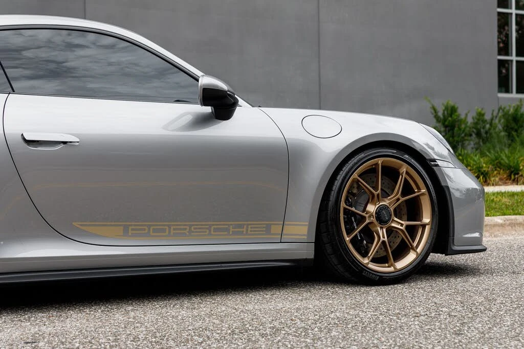 2023 Porsche 992 GT3 - Image 17 of 31