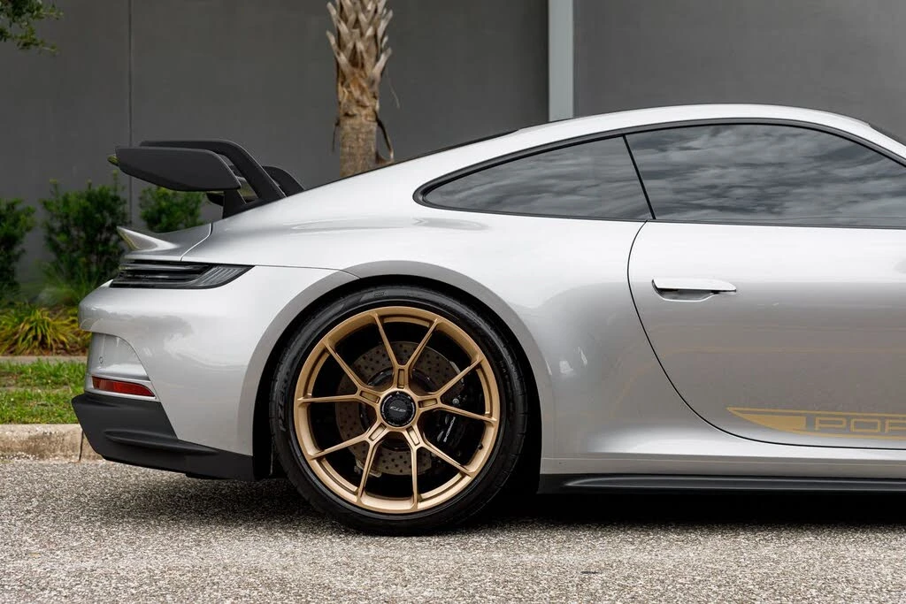 2023 Porsche 992 GT3 - Image 13 of 31