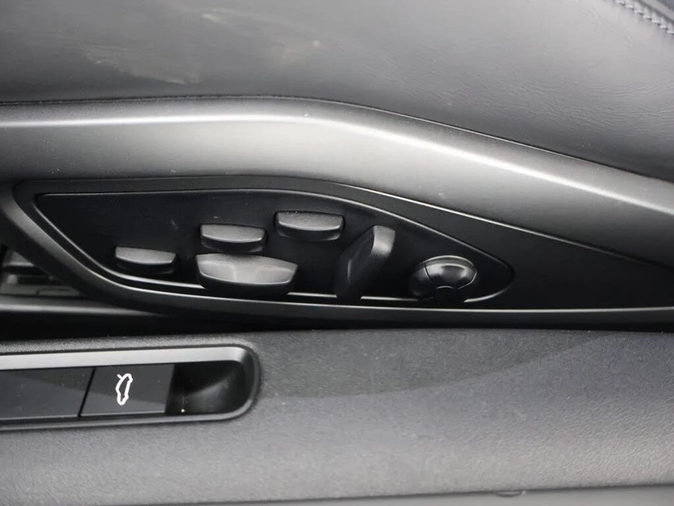 2023 Porsche 992 GT3 - Image 10 of 31