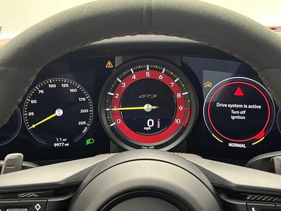 2023 Porsche 992 GT3 - Image 11 of 31