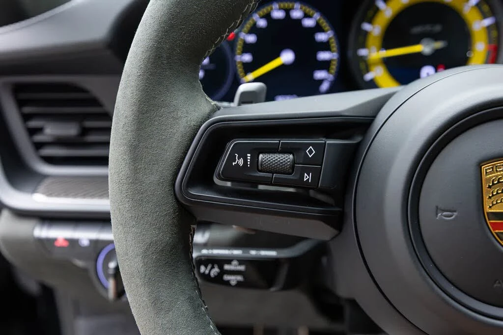 2023 Porsche 992 GT3 - Image 29 of 31