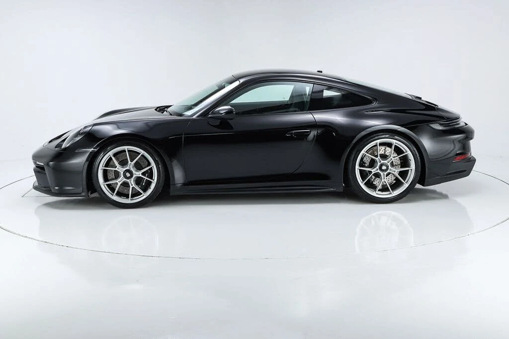 2023 Porsche 992 GT3 - Image 2 of 31