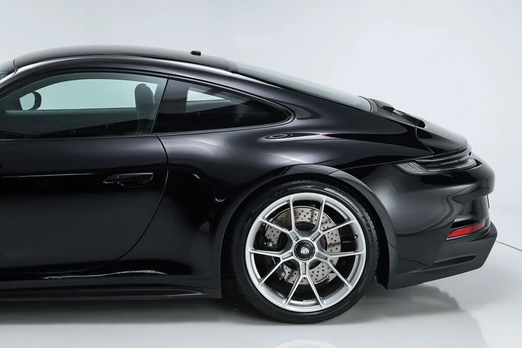 2023 Porsche 992 GT3 - Image 10 of 31