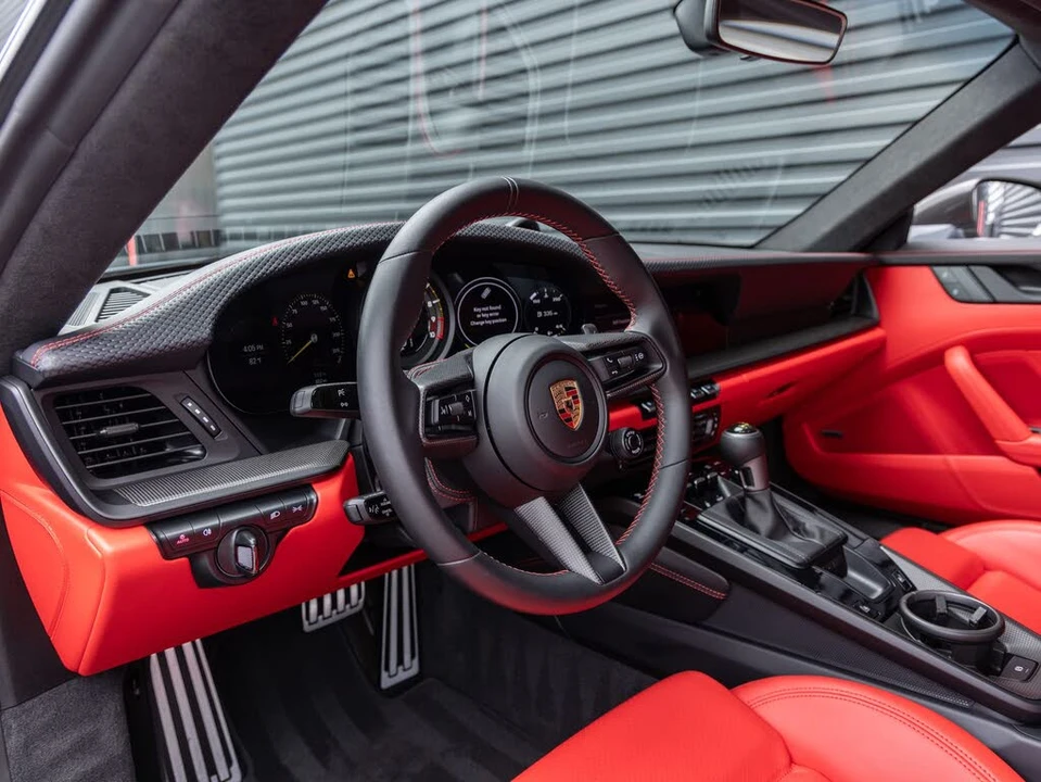 2023 Porsche 992 GT3 - Image 4 of 31