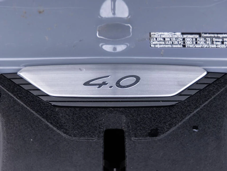 2023 Porsche 992 GT3 - Image 28 of 31