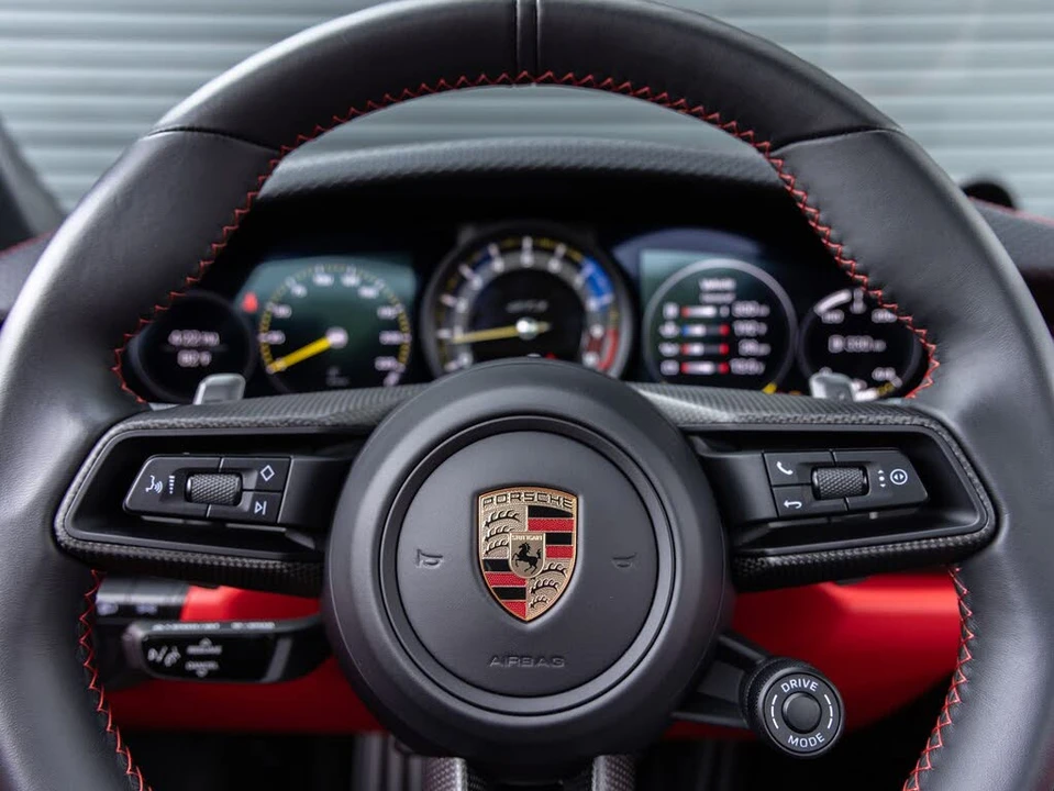 2023 Porsche 992 GT3 - Image 14 of 31
