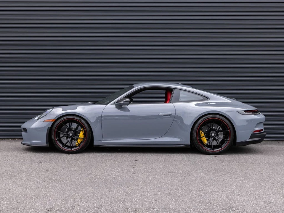 2023 Porsche 992 GT3 - Image 2 of 31