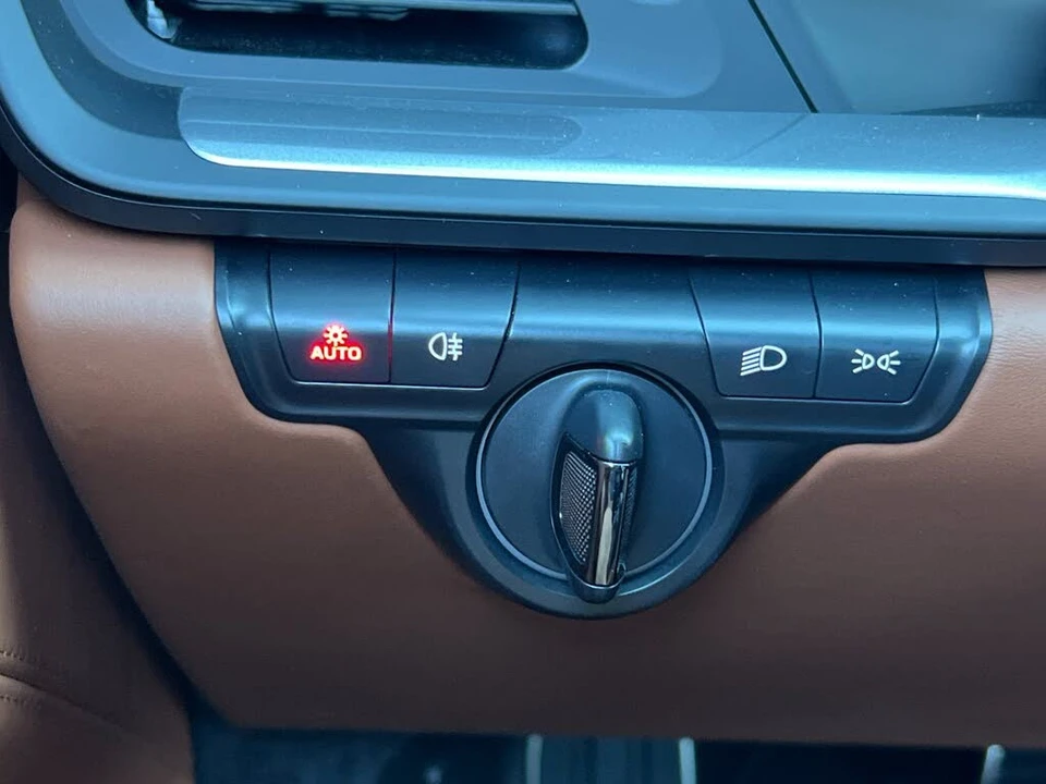 2023 Porsche 992 GT3 - Image 23 of 29