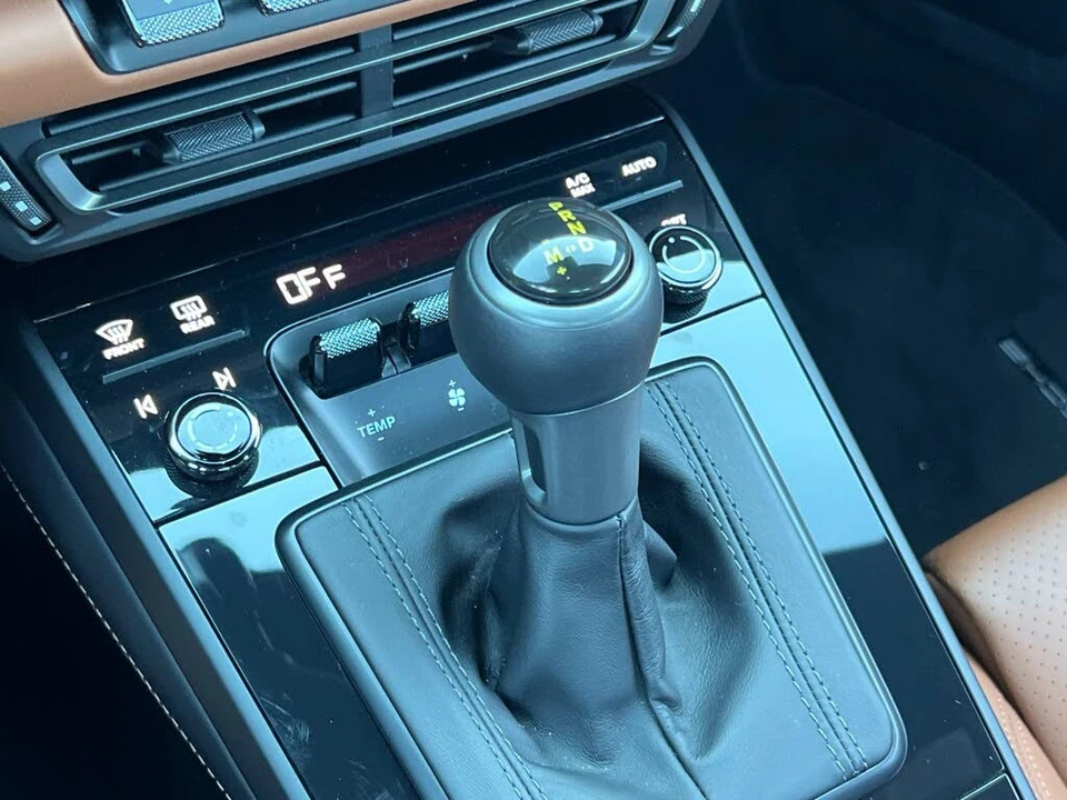 2023 Porsche 992 GT3 - Image 22 of 29