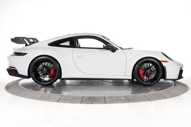 2023 Porsche 992 GT3 - Image 6 of 31
