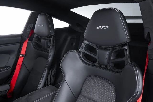 2023 Porsche 992 GT3 - Image 15 of 31