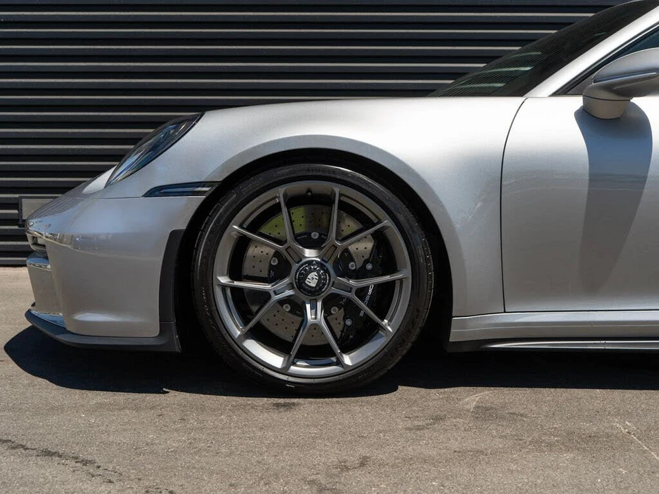2023 Porsche 992 GT3 - Image 12 of 31