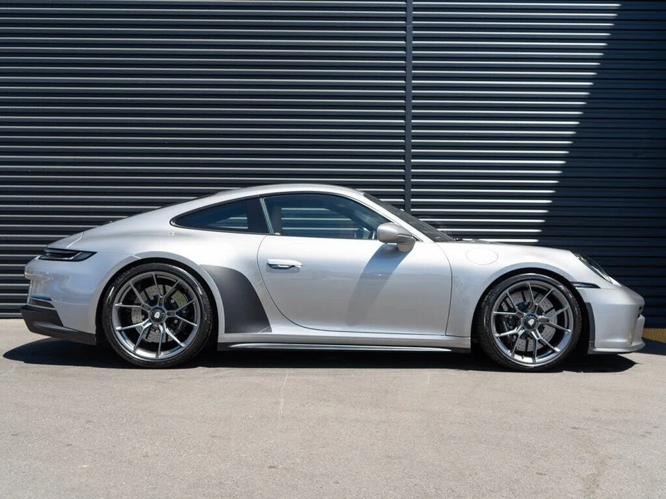 2023 Porsche 992 GT3 - Image 8 of 31