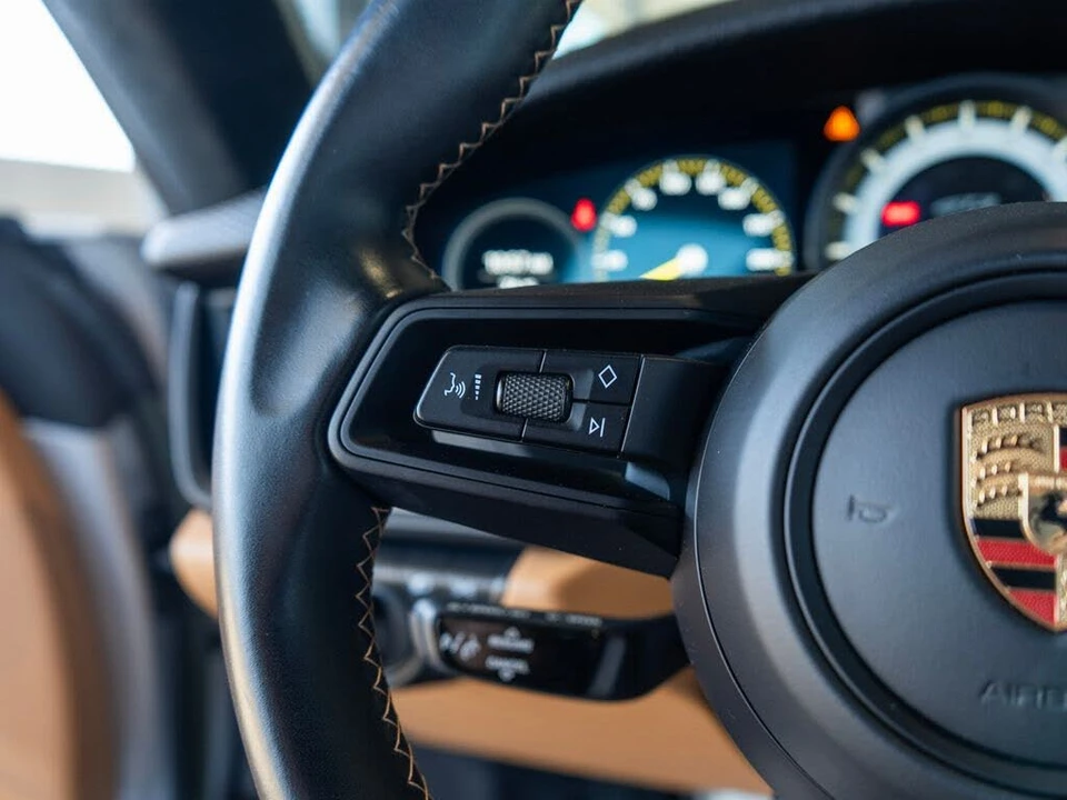 2023 Porsche 992 GT3 - Image 18 of 31