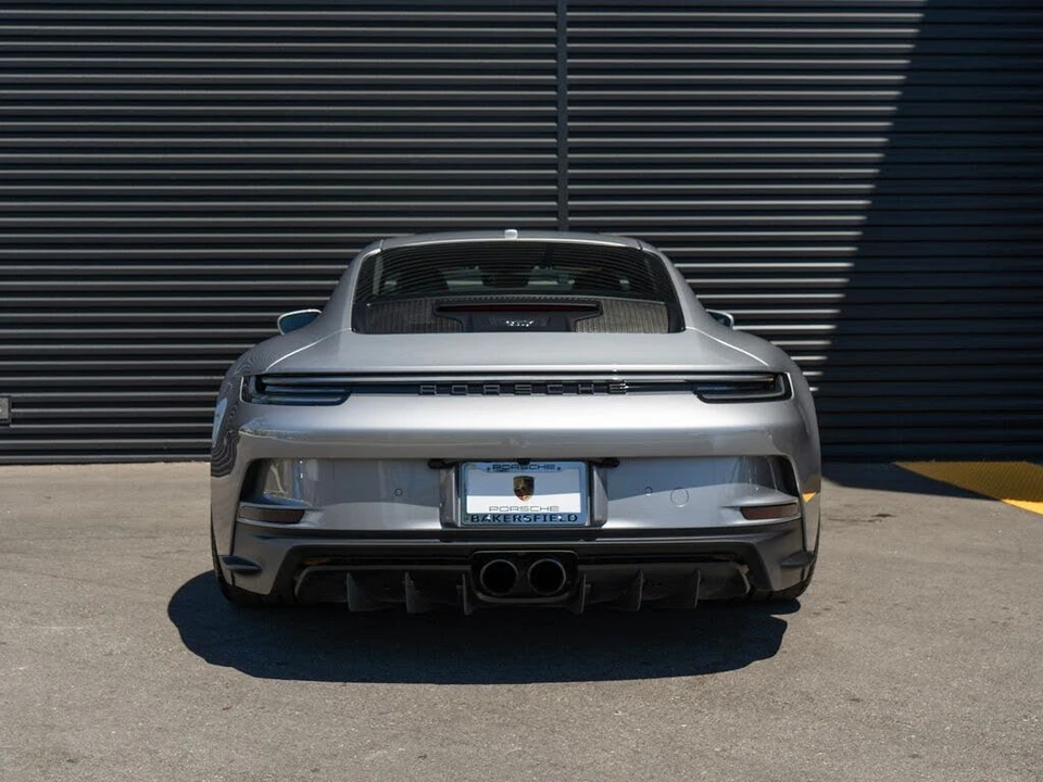 2023 Porsche 992 GT3 - Image 10 of 31