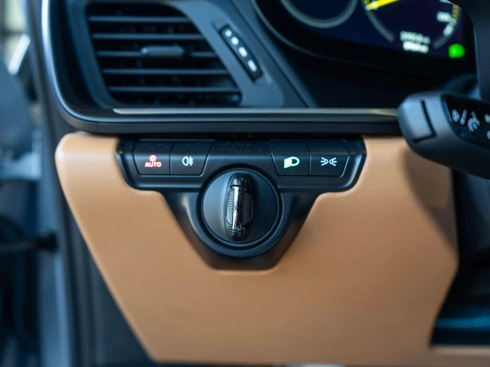 2023 Porsche 992 GT3 - Image 20 of 31