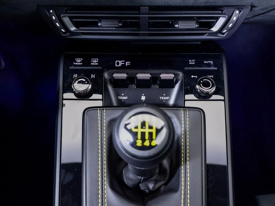 2023 Porsche 992 GT3 - Image 27 of 31