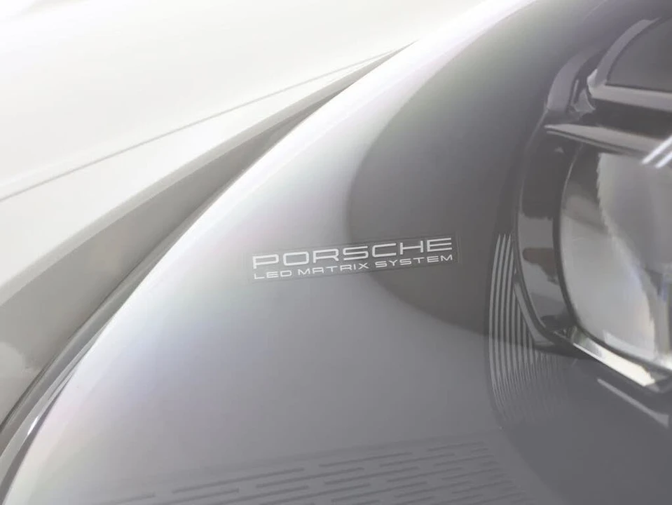 2023 Porsche 992 GT3 - Image 16 of 31