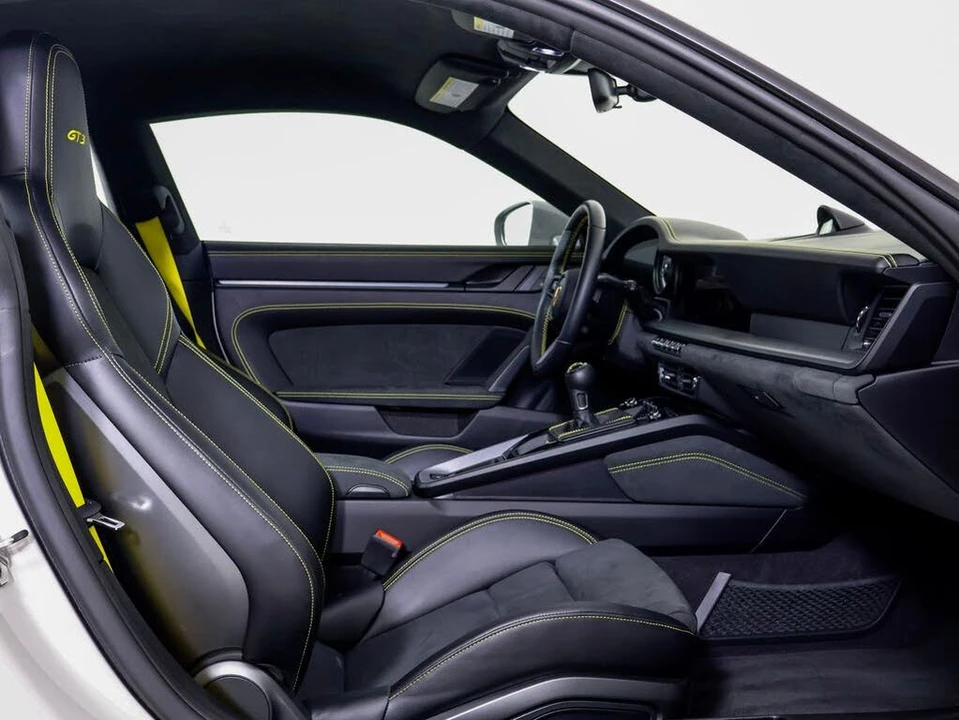 2023 Porsche 992 GT3 - Image 8 of 31