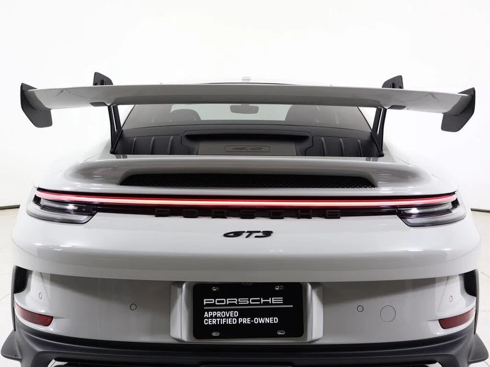 2023 Porsche 992 GT3 - Image 11 of 31