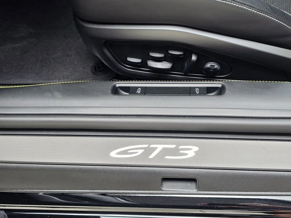 2023 Porsche 992 GT3 - Image 14 of 30