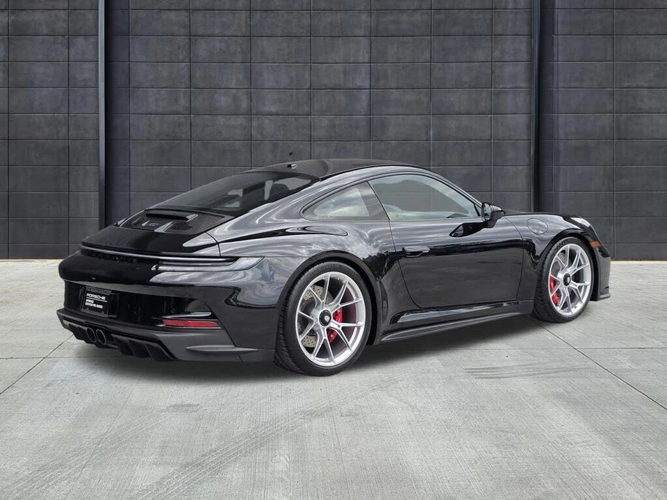 2023 Porsche 992 GT3 - Image 8 of 30