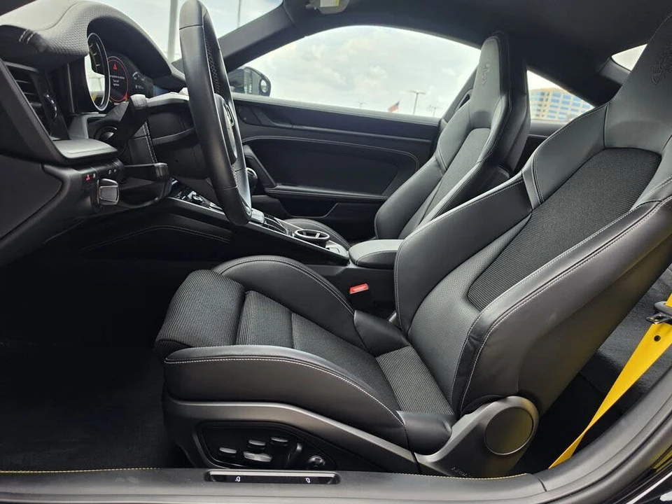2023 Porsche 992 GT3 - Image 12 of 30