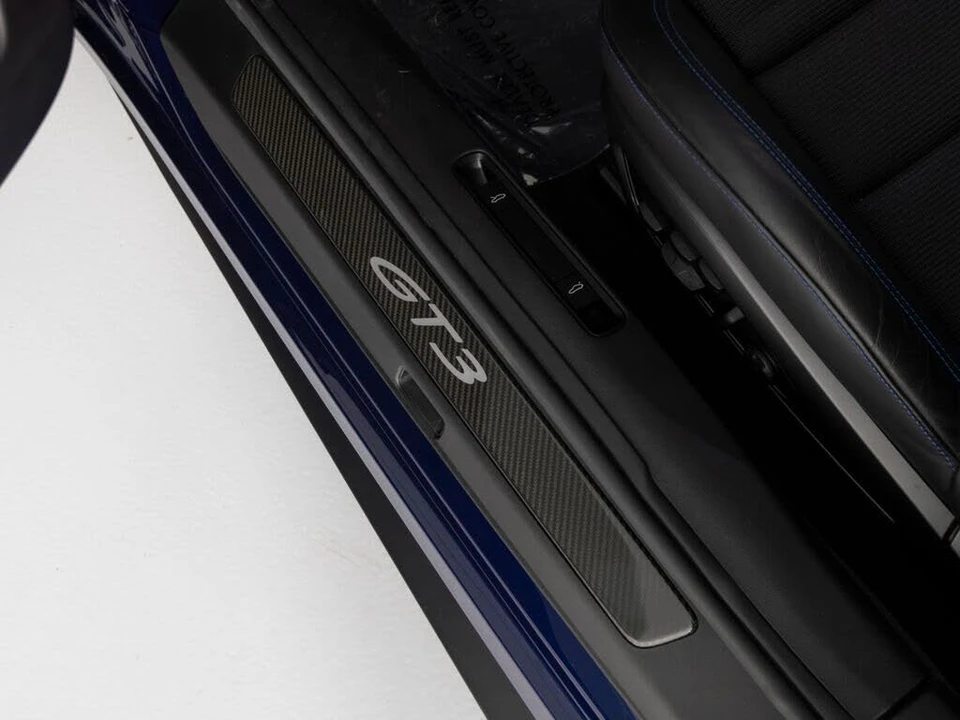 2023 Porsche 992 GT3 - Image 23 of 31
