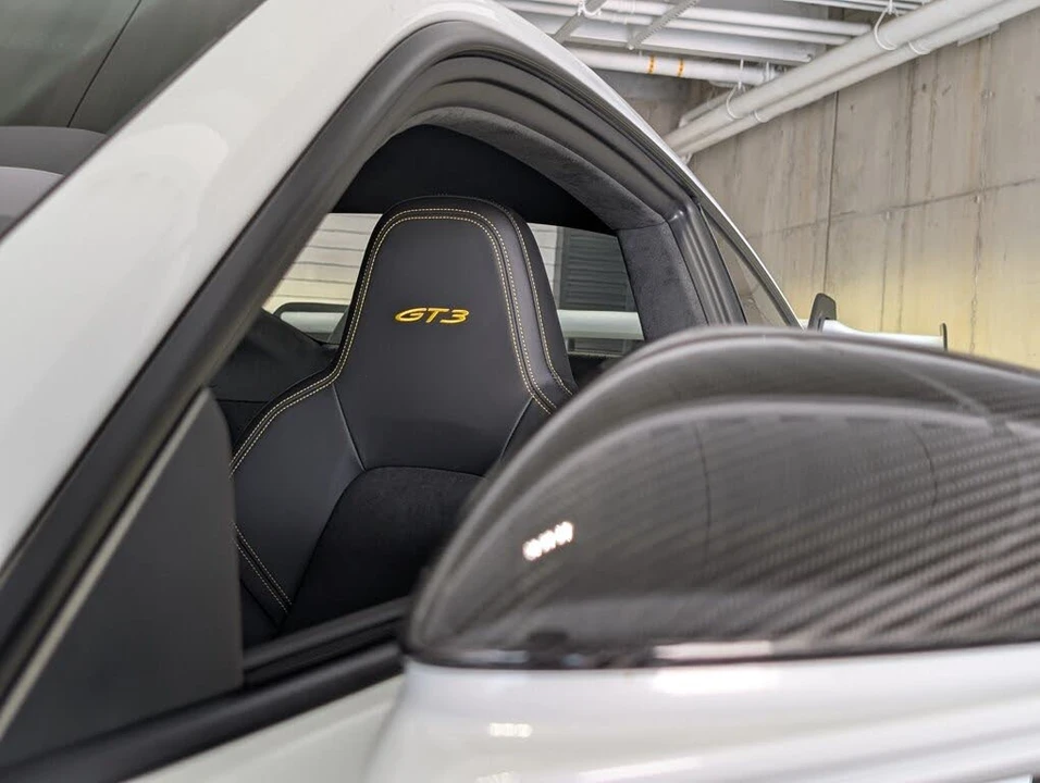 2023 Porsche 992 GT3 - Image 16 of 31