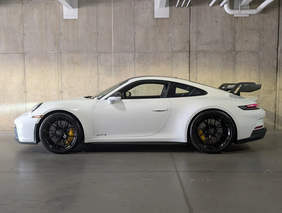 2023 Porsche 992 GT3 - Image 2 of 31