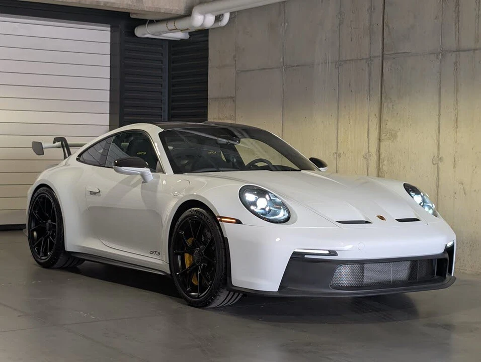 2023 Porsche 992 GT3 - Image 10 of 31