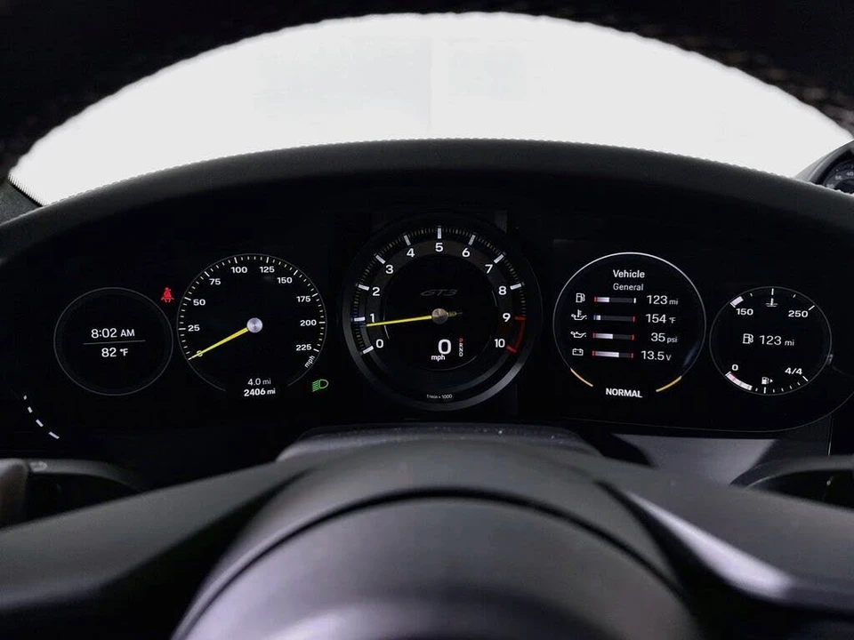 2023 Porsche 992 GT3 - Image 13 of 31