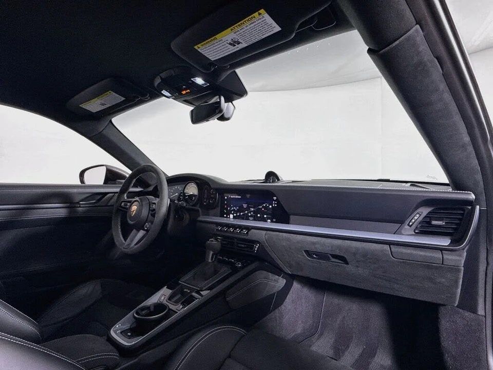 2023 Porsche 992 GT3 - Image 17 of 31